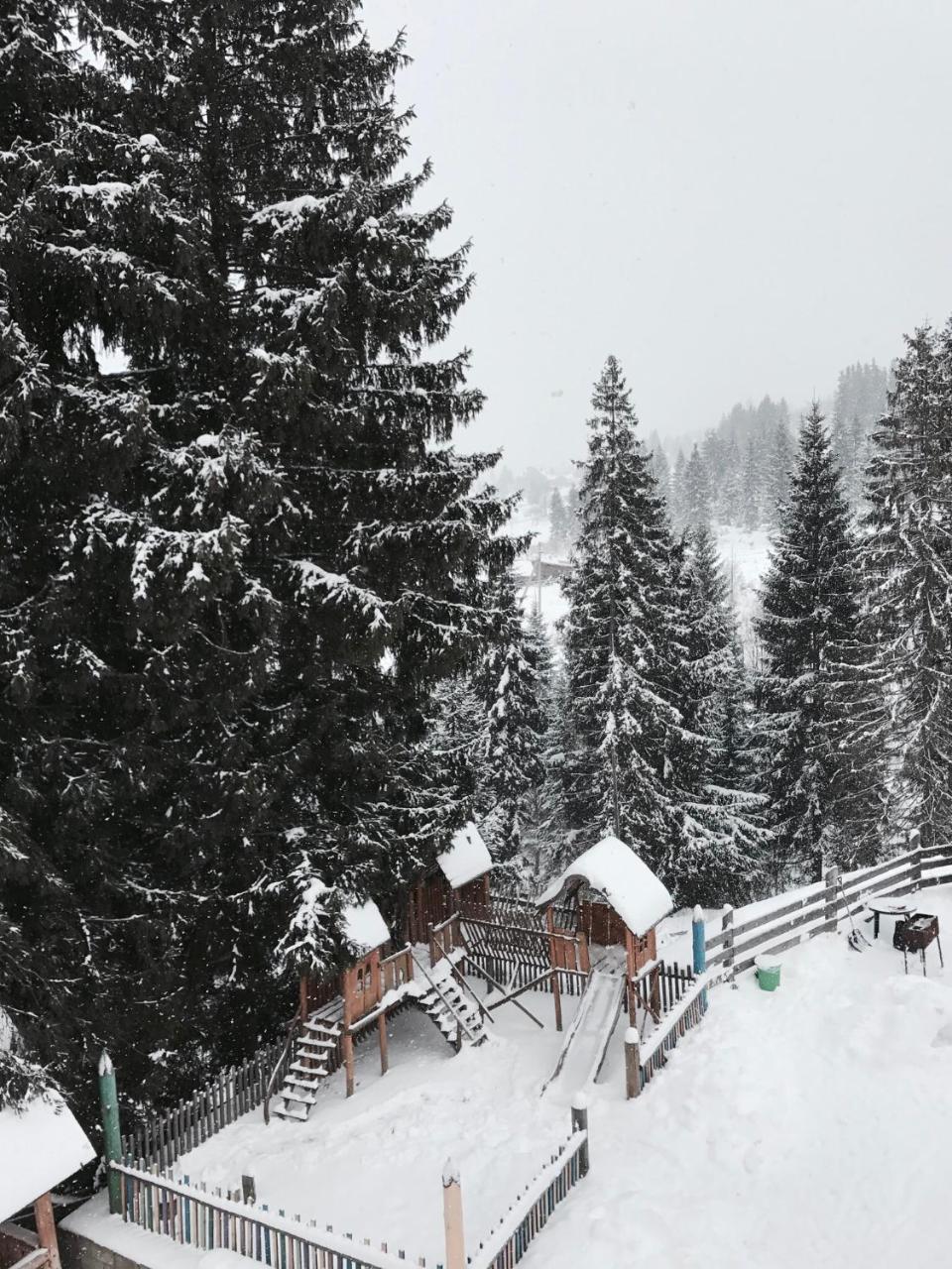 Hotel Bugel Bukovel Exterior photo